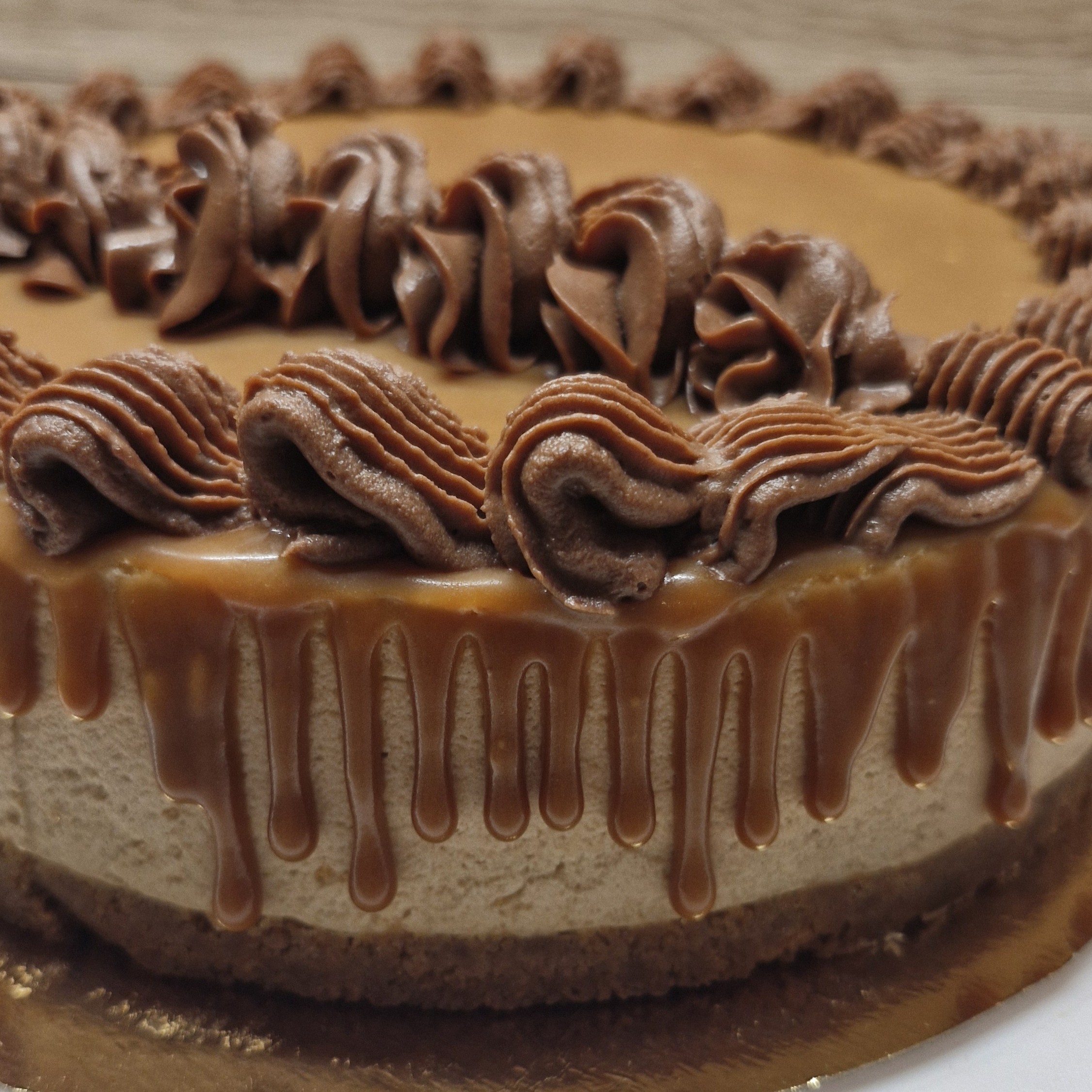 Entremet - Mousse spéculoos, coulis caramel beurre salé, sablé spéculoos